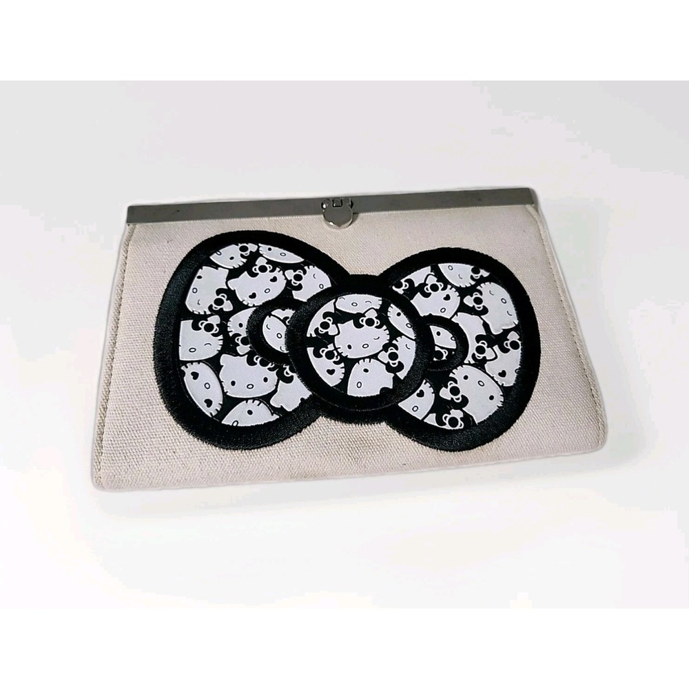 Vintage Sanrio Hello Kitty White‎ with Kitty Bow Clutch Purse Rare 7.25"x 5" EUC